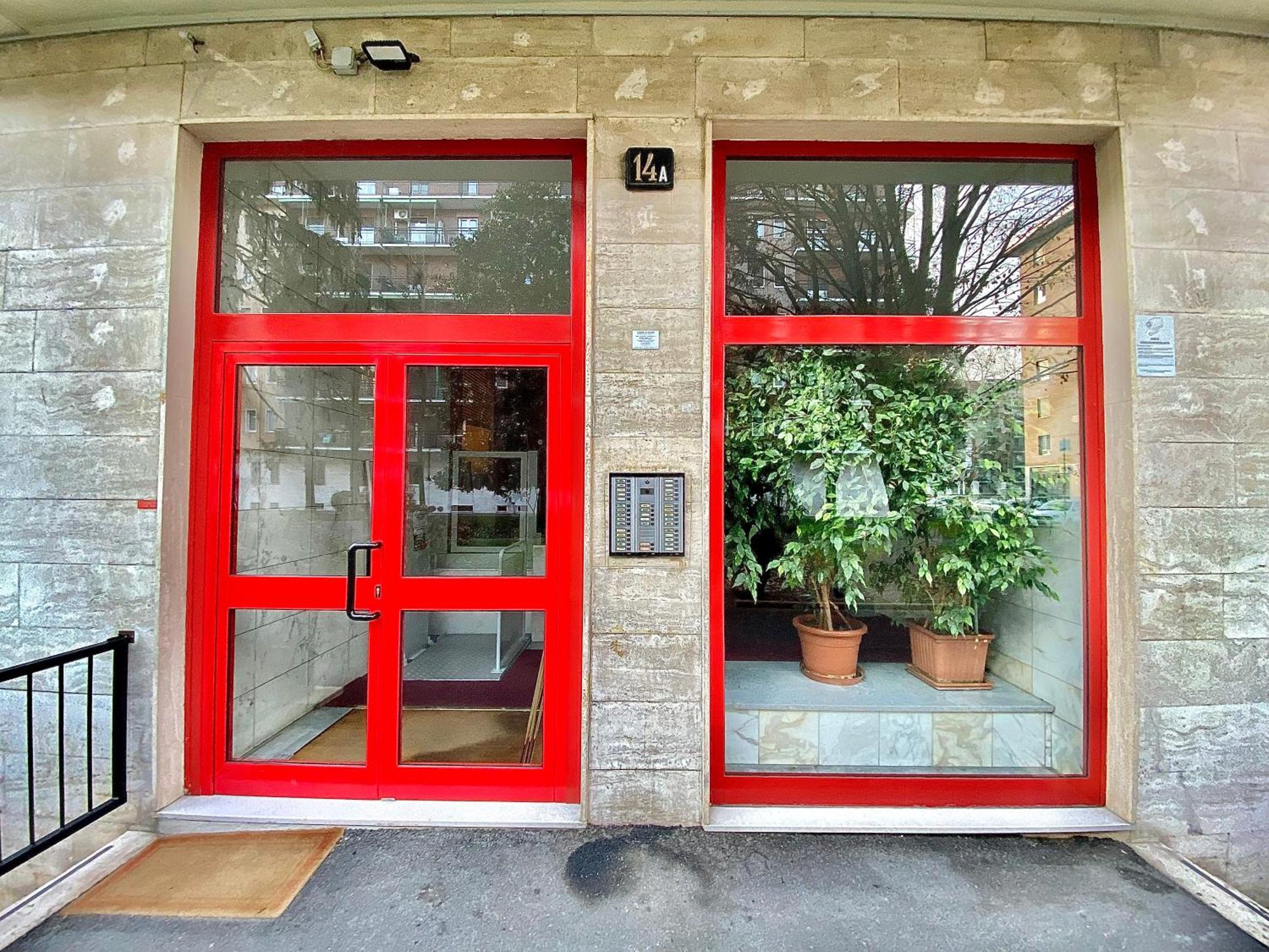 Home Fr Milan Exterior photo